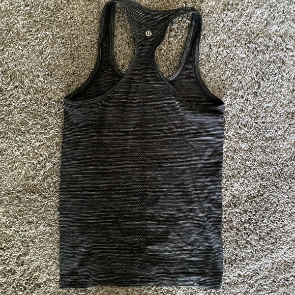 Lululemon Swiftly Tech Racerback Tank Top - Picture 2 of 2